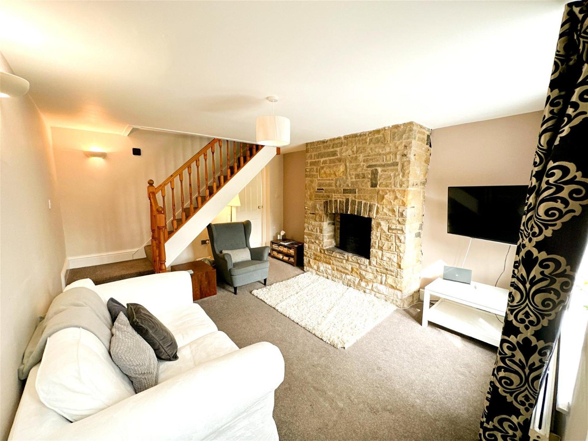 Country Cottage With Church View And Fireplace Near Leeds & York Exterior photo